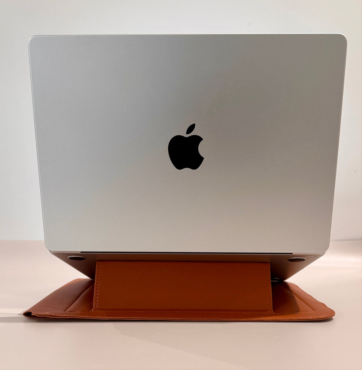Multifunctional Laptop Sleeve Stand