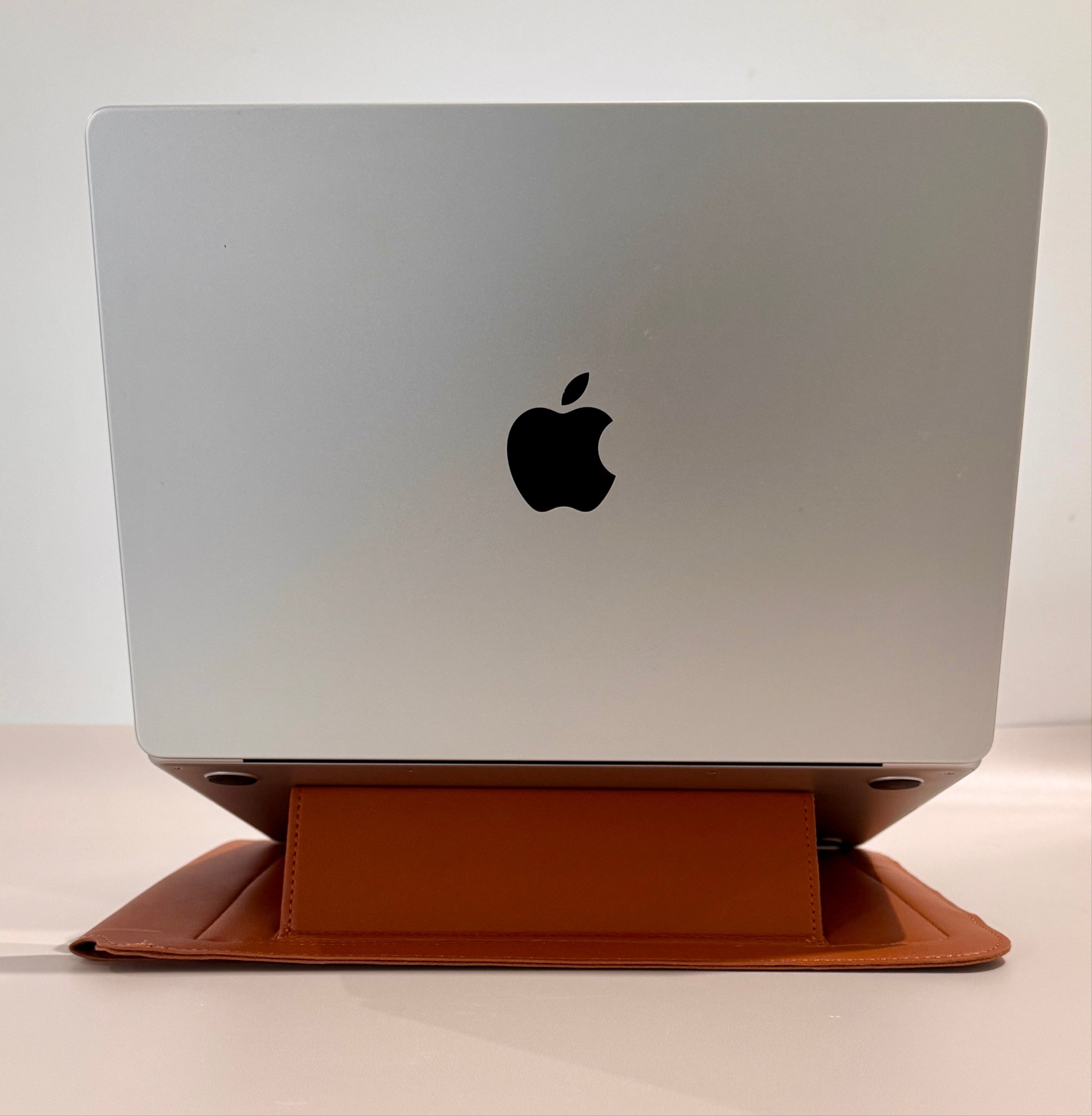 Multifunctional Laptop Sleeve Stand